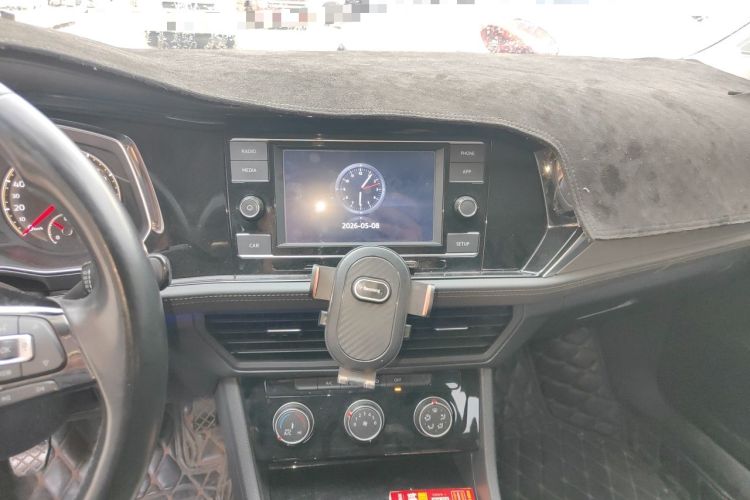 Used Volkswagen Sagitar 2019 200TSI Manual Comfort Version China VI Standard Audio And AC Panel