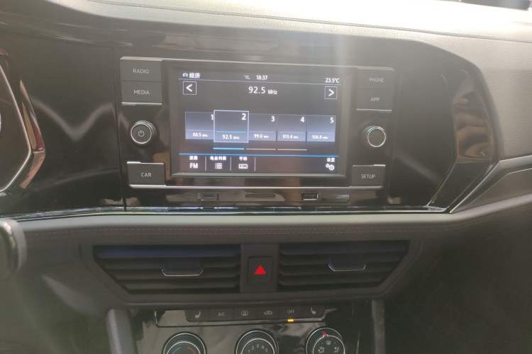 Used Volkswagen Sagitar 2019 200TSI DSG Comfort Version China VI Standard Audio And AC Panel