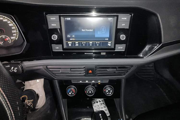 Used Volkswagen Sagitar 2019 200TSI DSG Comfort Version China VI Standard Audio And AC Panel