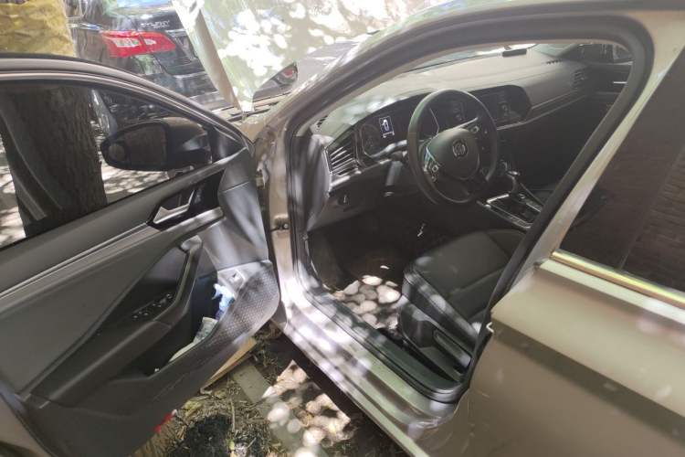 Used Volkswagen Sagitar 2019 200TSI DSG Comfort Version China VI Standard Driver Seat