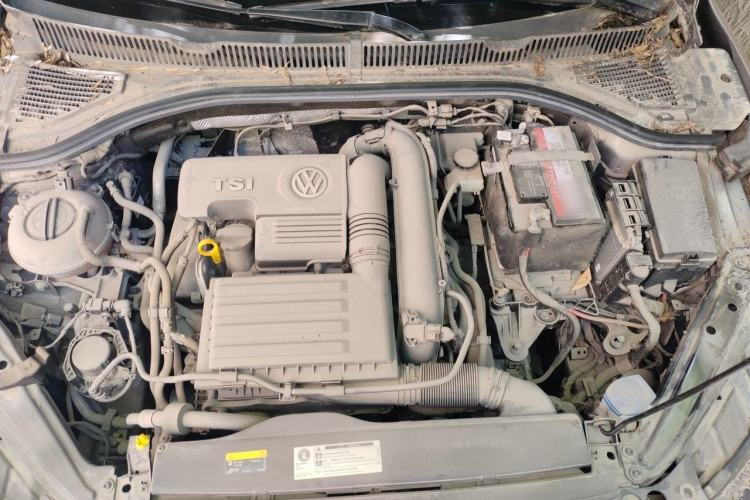 Used Volkswagen Sagitar 2019 200TSI DSG Comfort Version China VI Standard Engine Bay