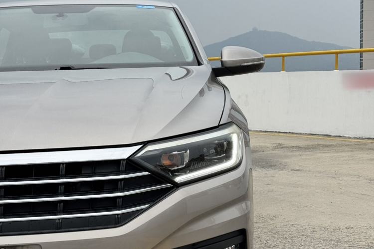 Used Volkswagen Sagitar 2019 280TSI DSG Comfort Version China VI Standard Exterior 10