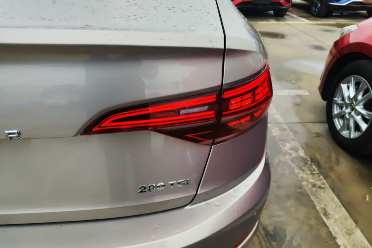 Used Volkswagen Sagitar 2019 280TSI DSG Comfort Version China VI Standard Exterior 3