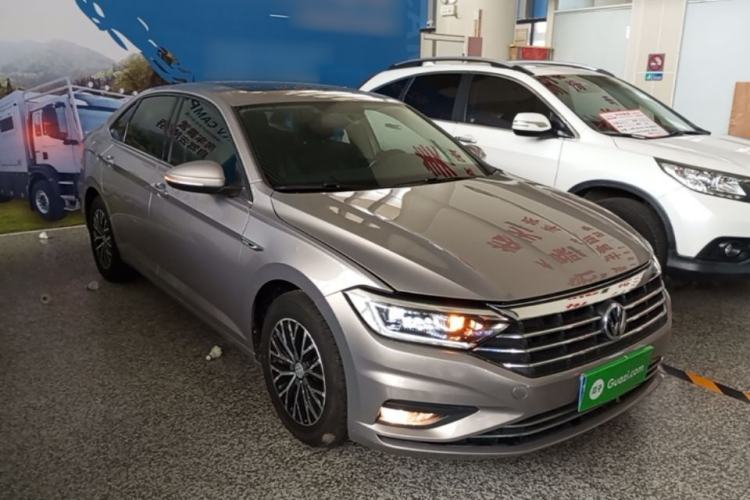 Used Volkswagen Sagitar 2019 200TSI DSG Comfort Version China VI Standard Front Right 45 Deg