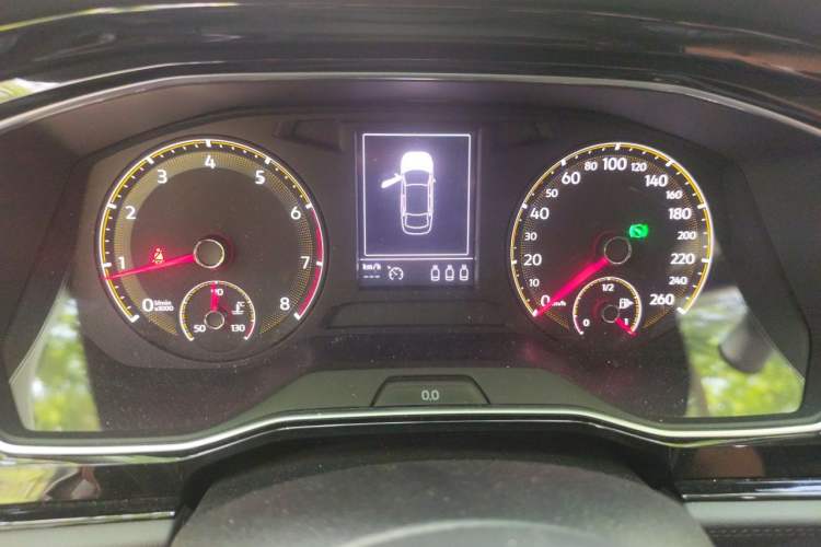 Used Volkswagen Sagitar 2019 200TSI DSG Comfort Version China VI Standard Instrument Cluster