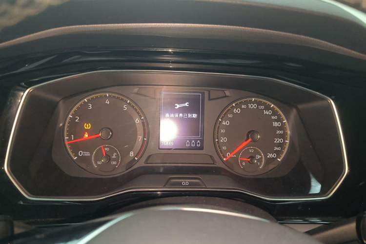 Used Volkswagen Sagitar 2019 200TSI DSG Comfort Version China VI Standard Instrument Cluster