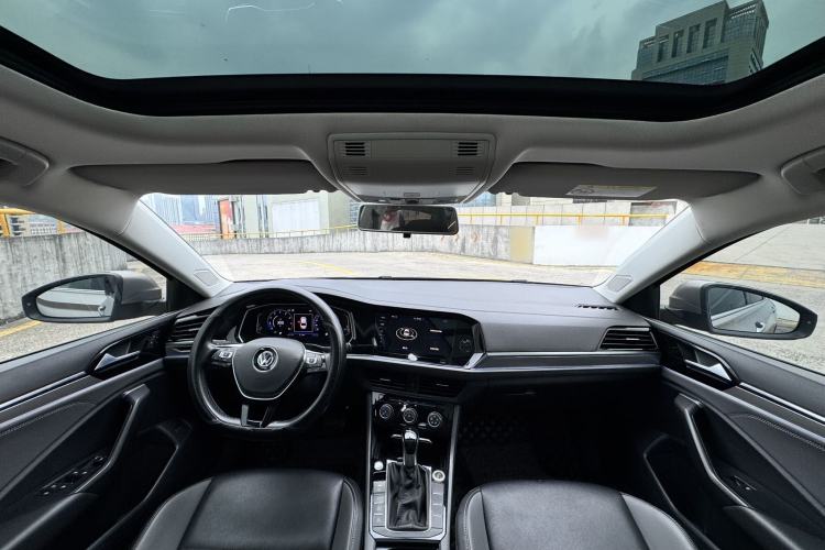 Used Volkswagen Sagitar 2019 280TSI DSG Comfort Version China VI Standard Interior 2