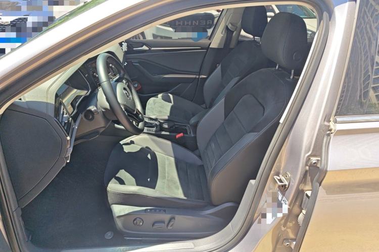 Used Volkswagen Sagitar 2019 280TSI DSG Luxury Version China VI Standard Left Front Seat