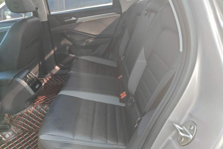 Used Volkswagen Sagitar 2019 200TSI DSG Comfort Version China VI Standard Left Rear Seat