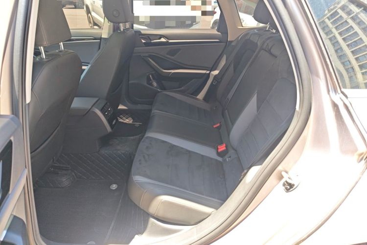 Used Volkswagen Sagitar 2019 280TSI DSG Luxury Version China VI Standard Left Rear Seat