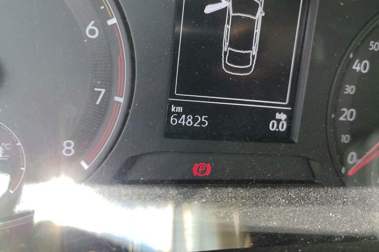 Used Volkswagen Sagitar 2019 280TSI DSG Comfort Version China VI Standard Odometer Close Up