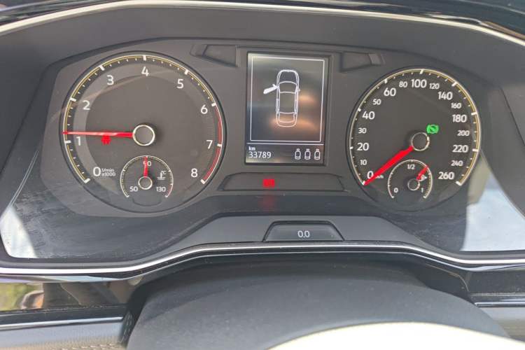 Used Volkswagen Sagitar 2019 280TSI DSG Luxury Version China VI Standard Odometer Close Up