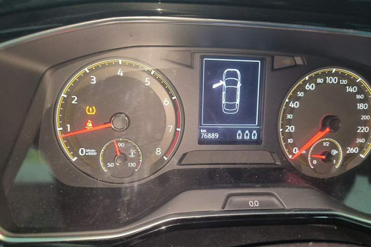Used Volkswagen Sagitar 2019 200TSI DSG Comfort Version China VI Standard Odometer Close Up