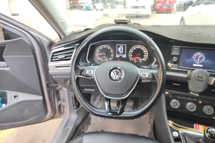 Used Volkswagen Sagitar 2019 200TSI Manual Comfort Version China VI Standard Steering Wheel