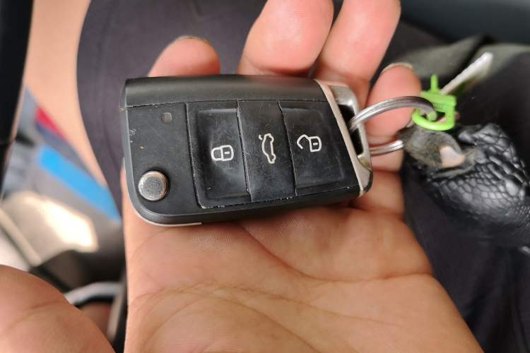 Used Volkswagen Sagitar 2019 280TSI DSG Comfort Version China VI Standard Vehicle Key