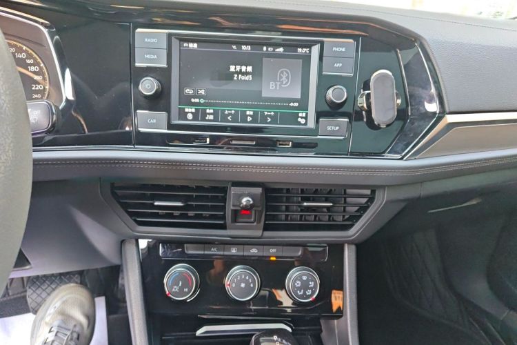Used Volkswagen Sagitar 2019 200TSI DSG Comfort Version China VI Standard Audio And AC Panel