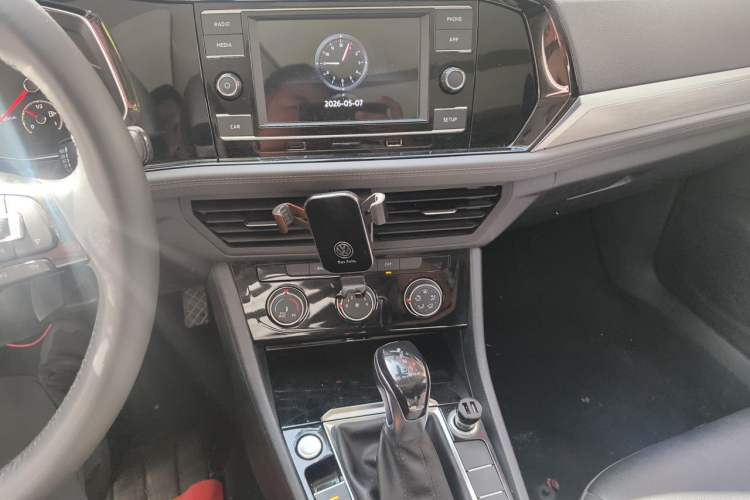Used Volkswagen Sagitar 2019 200TSI DSG Comfort Version China VI Standard Audio And AC Panel