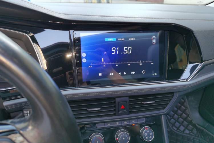 Used Volkswagen Sagitar 2019 280TSI DSG Comfort Version China VI Standard Audio And AC Panel