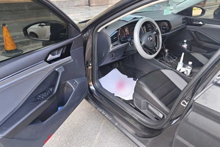 Used Volkswagen Sagitar 2019 200TSI DSG Comfort Version China VI Standard Driver Seat