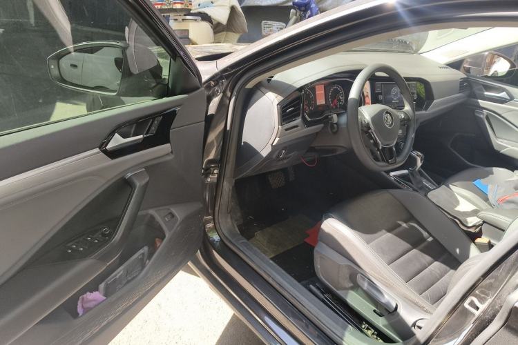 Used Volkswagen Sagitar 2019 200TSI DSG Comfort Version China VI Standard Driver Seat