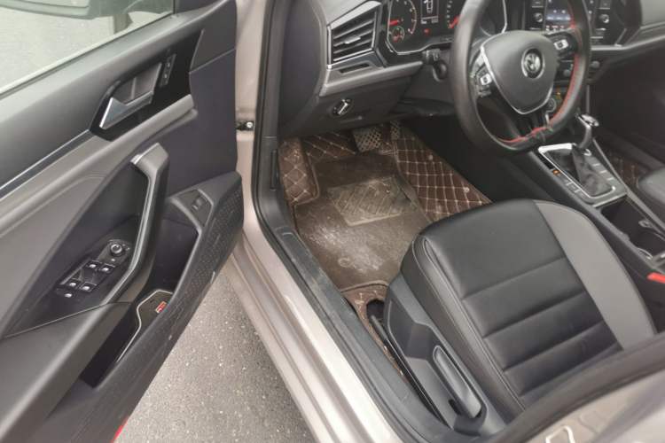 Used Volkswagen Sagitar 2019 280TSI DSG Comfort Version China VI Standard Driver Seat