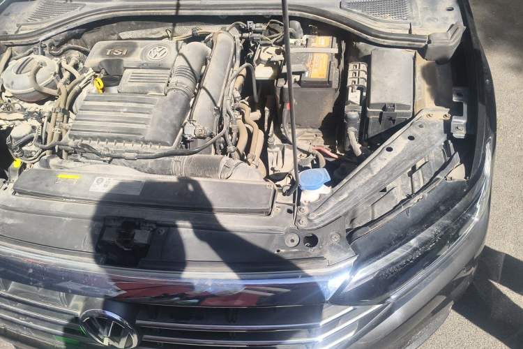 Used Volkswagen Sagitar 2019 200TSI DSG Comfort Version China VI Standard Engine Bay Left