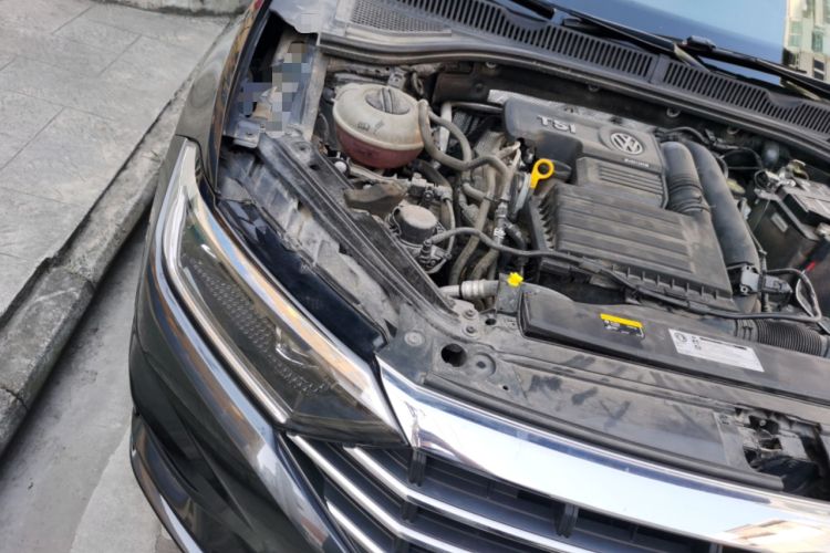Used Volkswagen Sagitar 2019 280TSI DSG Comfort Version China VI Standard Engine Bay Right