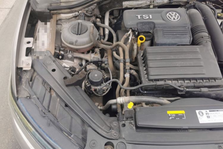 Used Volkswagen Sagitar 2019 280TSI DSG Comfort Version China VI Standard Engine Bay Right