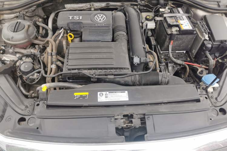 Used Volkswagen Sagitar 2019 280TSI DSG Comfort Version China VI Standard Engine Bay