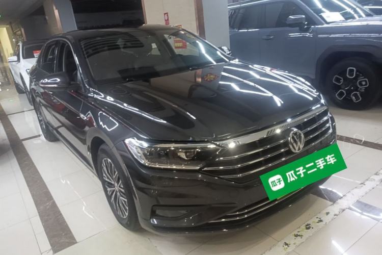 Used Volkswagen Sagitar 2019 280TSI DSG Comfort Version China VI Standard Front Right 45 Deg