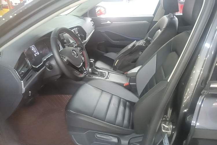 Used Volkswagen Sagitar 2019 280TSI DSG Comfort Version China VI Standard Left Front Seat
