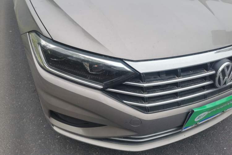 Used Volkswagen Sagitar 2019 280TSI DSG Comfort Version China VI Standard Right Front Headlight