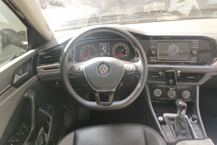 Used Volkswagen Sagitar 2019 200TSI DSG Comfort Version China VI Standard Steering Wheel