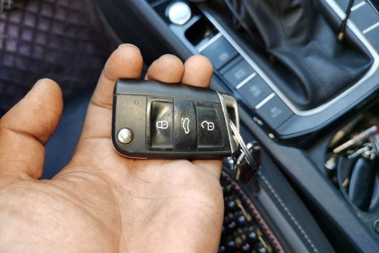 Used Volkswagen Sagitar 2019 280TSI DSG Comfort Version China VI Standard Vehicle Key