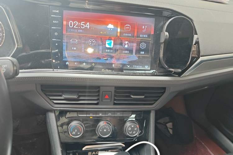 Used Volkswagen Sagitar 2019 280TSI DSG Comfort Version China VI Standard Audio And AC Panel