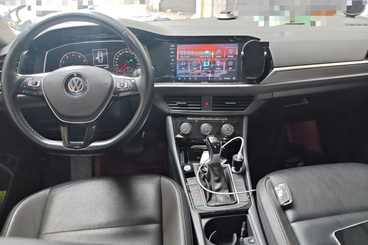 Used Volkswagen Sagitar 2019 280TSI DSG Comfort Version China VI Standard Center Console
