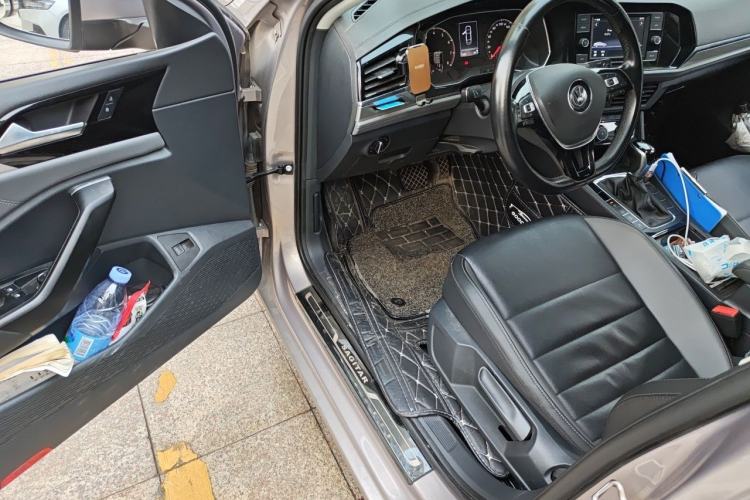 Used Volkswagen Sagitar 2019 200TSI DSG Comfort Version China VI Standard Driver Seat