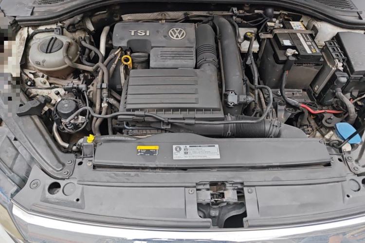 Used Volkswagen Sagitar 2019 280TSI DSG Comfort Version China VI Standard Engine Bay