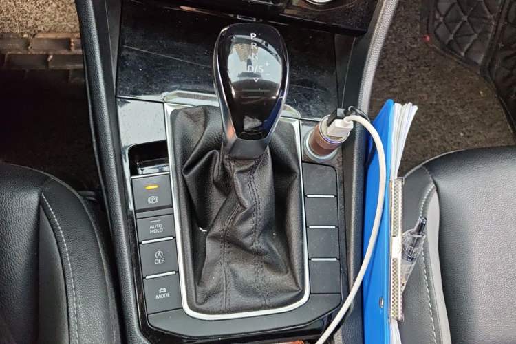 Used Volkswagen Sagitar 2019 200TSI DSG Comfort Version China VI Standard Gear Lever