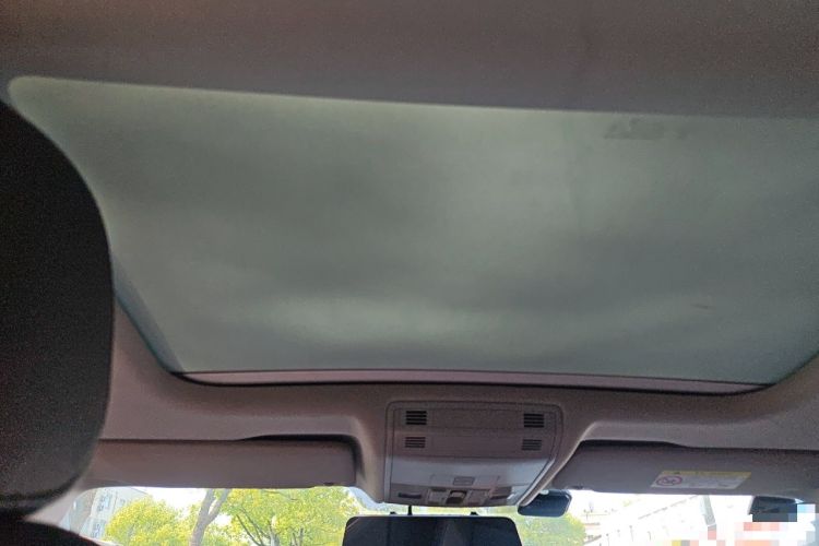 Used Volkswagen Sagitar 2019 280TSI DSG Comfort Version China VI Standard Headliner