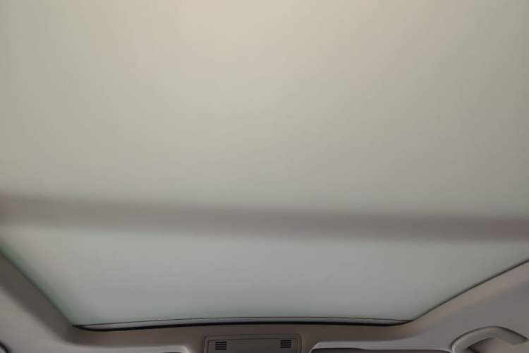Used Volkswagen Sagitar 2019 280TSI DSG Comfort Version China VI Standard Headliner