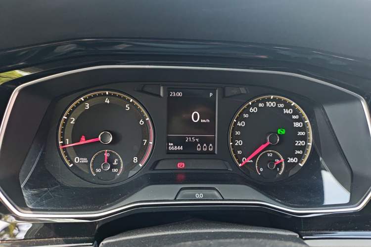Used Volkswagen Sagitar 2019 280TSI DSG Comfort Version China VI Standard Instrument Cluster