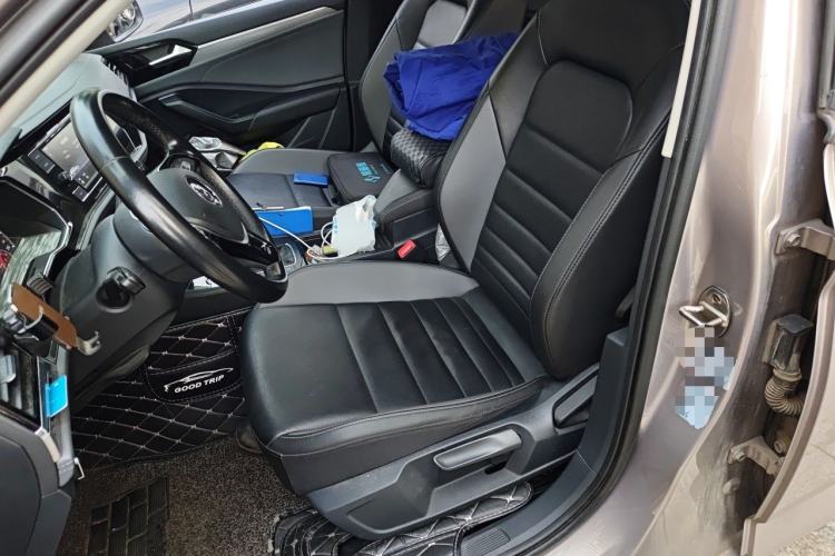 Used Volkswagen Sagitar 2019 200TSI DSG Comfort Version China VI Standard Left Front Seat