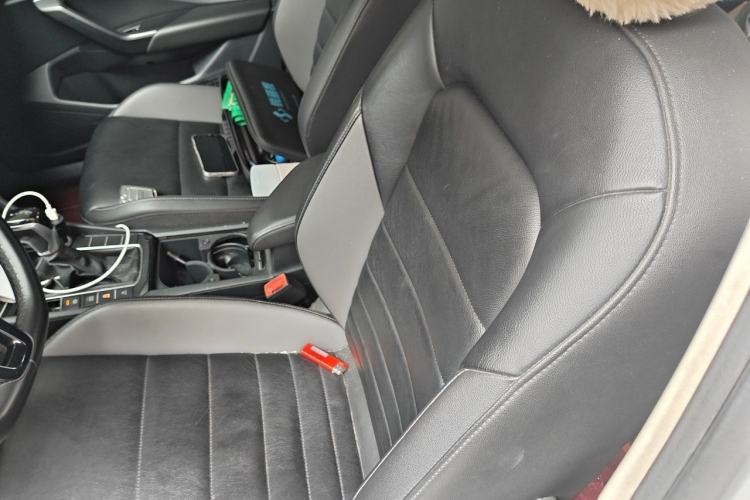 Used Volkswagen Sagitar 2019 280TSI DSG Comfort Version China VI Standard Left Front Seat