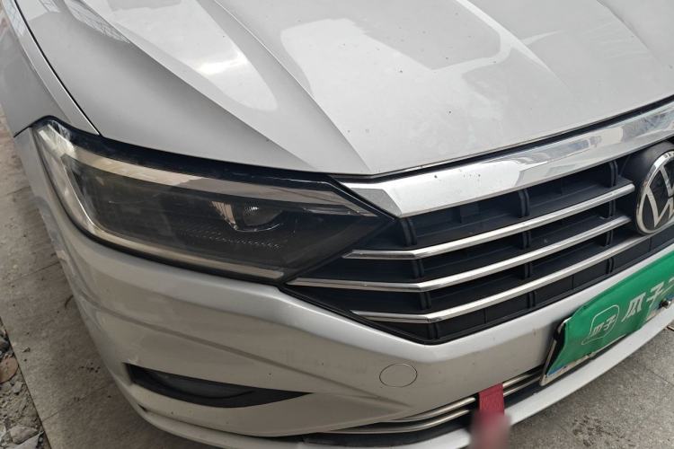 Used Volkswagen Sagitar 2019 280TSI DSG Comfort Version China VI Standard Right Front Headlight