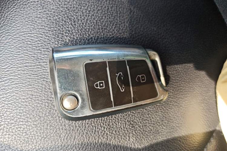 Used Volkswagen Sagitar 2019 280TSI DSG Comfort Version China VI Standard Vehicle Key