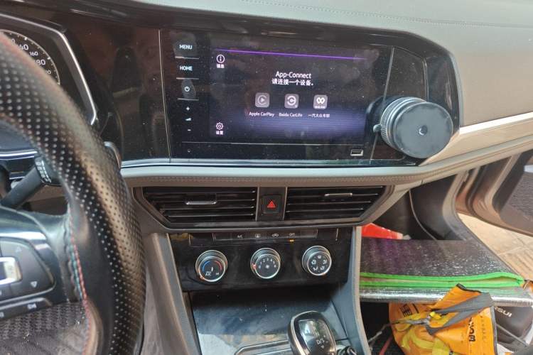 Used Volkswagen Sagitar 2019 200TSI DSG Comfort Version China VI Standard Audio And AC Panel