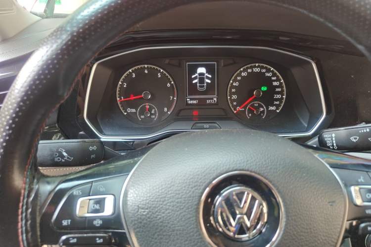 Used Volkswagen Sagitar 2019 200TSI DSG Comfort Version China VI Standard Instrument Cluster