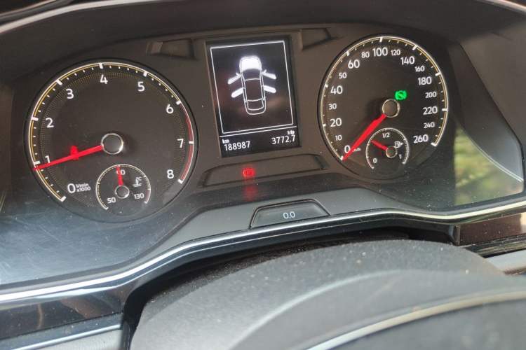 Used Volkswagen Sagitar 2019 200TSI DSG Comfort Version China VI Standard Odometer Close Up