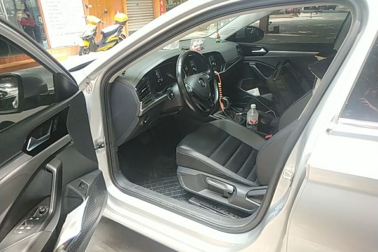 Used Volkswagen Sagitar 2019 200TSI DSG Comfort Version China VI Standard Driver Seat